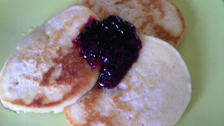 Tiganites: Greek Medallion Pancakes / Fritters created by Dienia B.