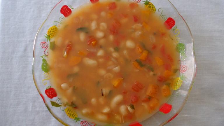 Greek Fasolatha (Navy Bean Soup) created by Mami J