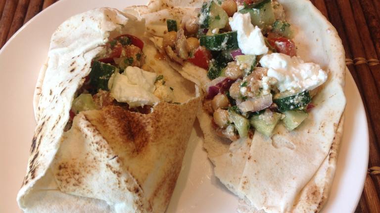 Moroccan Garbanzo Bean and Feta Pitas created by Dr. Jenny