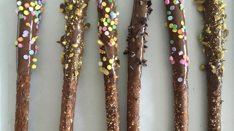 Crazy Dipped Pretzels and Chips Created by Hannah Petertil 