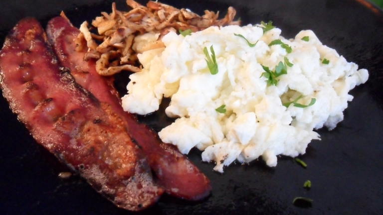 Scrambled Egg Whites W/ Shiitake Mushrooms and Turkey Bacon Created by cookiedog