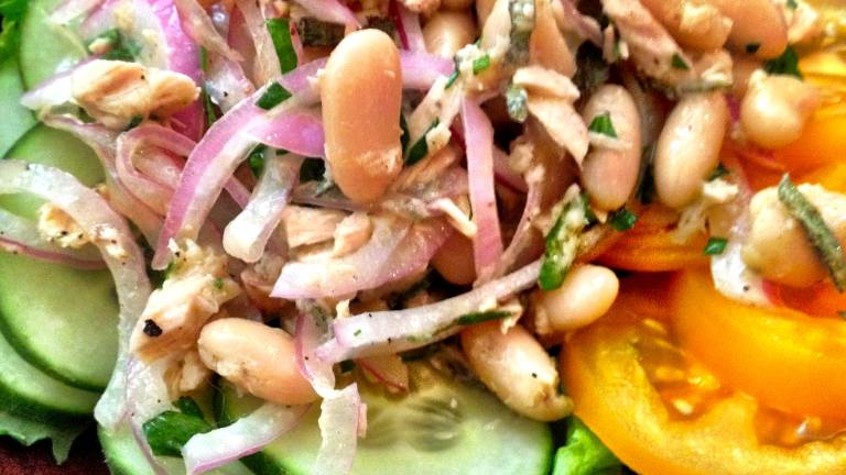 Healthy and Tasty White Bean and Tuna Salad created by Mama2boys