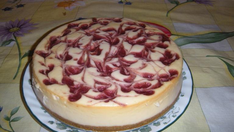 Strawberry Swirl Cheesecake Created by Tantric1