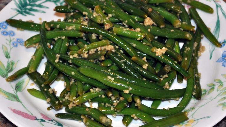 Yummy Garlicky Green Beans Created by KateL