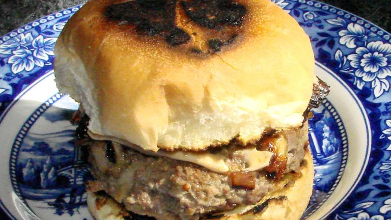 Apple and Cheddar Burgers created by Boomette