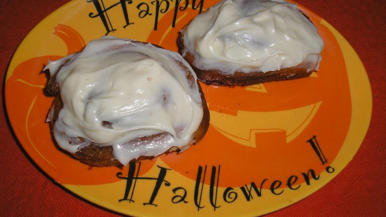 Pumpkin Cinnamon Rolls With Cream Cheese Icing Created by Queen Dana