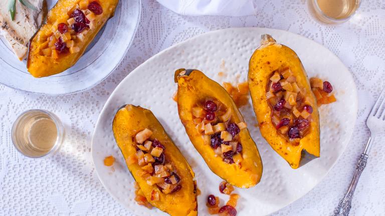 Sweet Acorn Squash With Apples and Craisins (Crock Pot) created by DianaEatingRichly