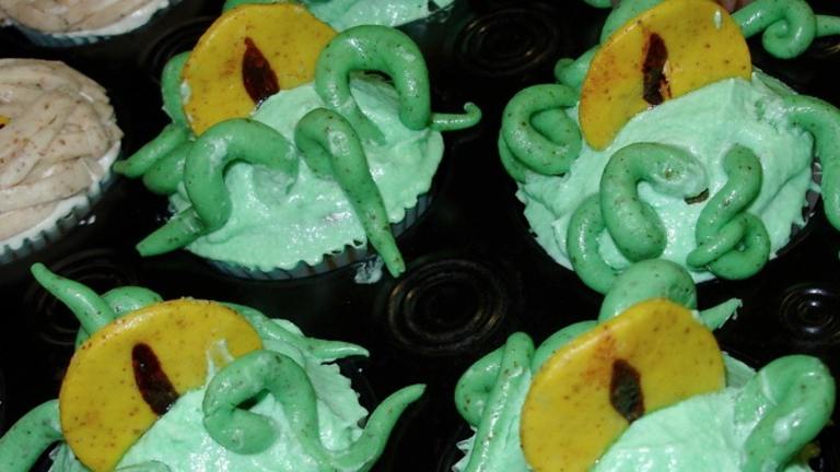 Mummys, and Monsters and Spiders, Oh My! Cupcakes Created by realife11