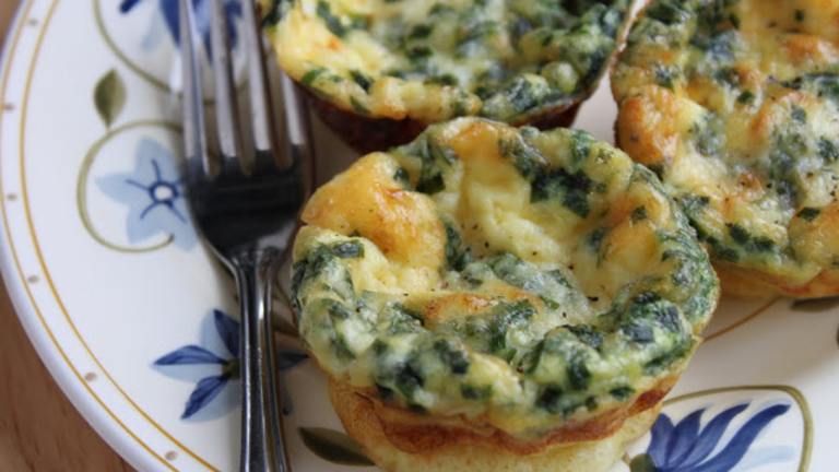 Mini Smoked Cheddar (And Bacon?) Quiches created by DebaRooRoo