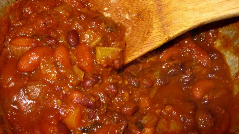 Nif's Chili to Take the Chill off (Vegetarian or Vegan) created by threeovens