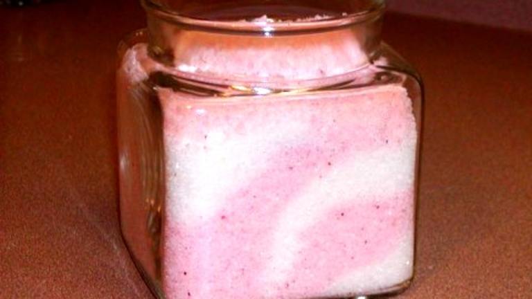 Strawberry & Cream Bath Salts Created by Rita1652