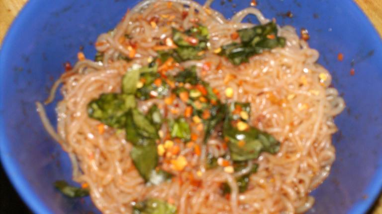 This Has Hardly Any Calories, Spicy Pad Thai Created by SugarHATER