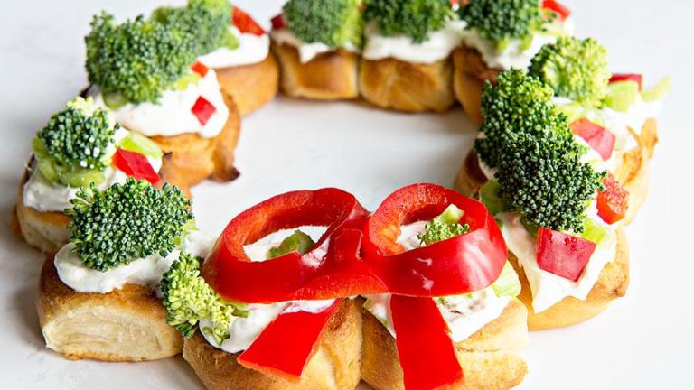 Christmas Wreath Appetizer Created by Dine  Dish