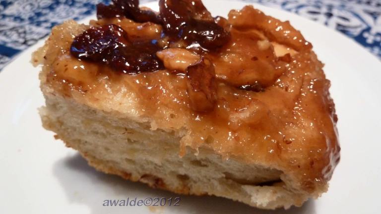 Bread Machine Cinnamon Buns With Walnuts & Raisins created by Artandkitchen