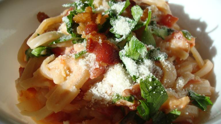 Pampered Chef's One Pot Creamy BLT Pasta Created by Starrynews