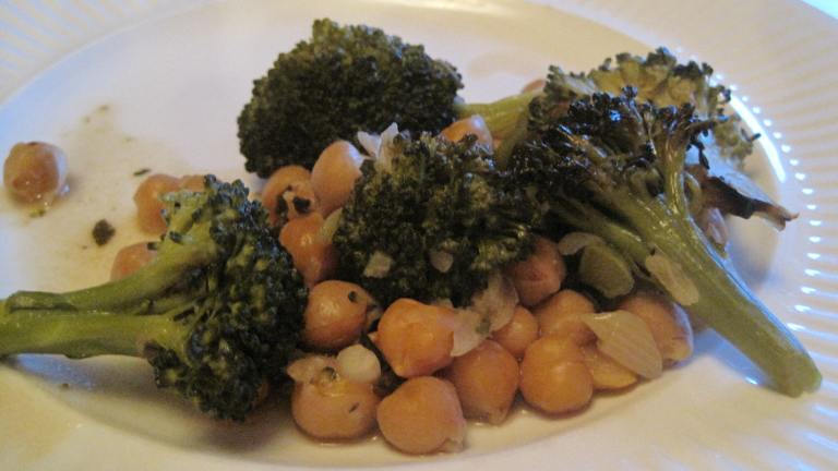 Forty-Clove Chickpeas & Broccoli Created by magpie diner