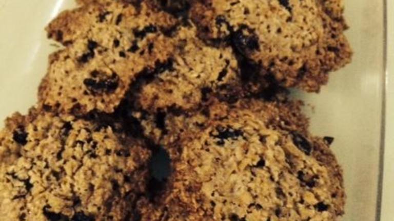 Flourless Chewy Oatmeal Cookies Created by Lorenia R.