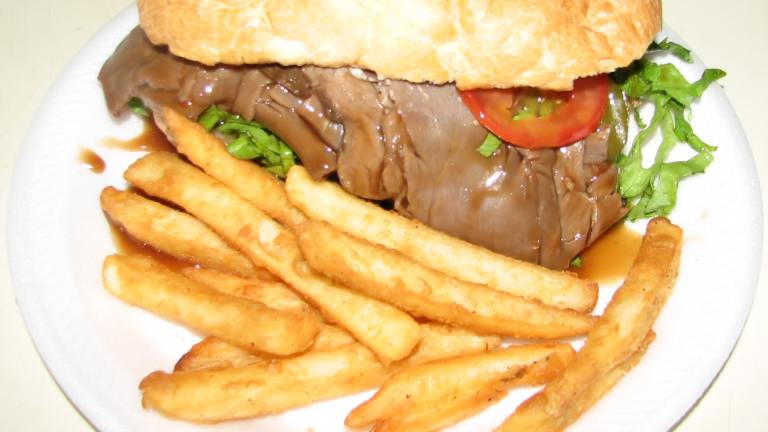 New Orleans Style Sloppy Roast Beef Poboy (Easy!!) created by Irishcolleen