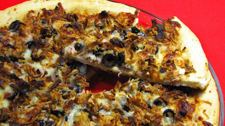 Tuna/Feta/Black Olive Pizza Created by KerfuffleUponWincle