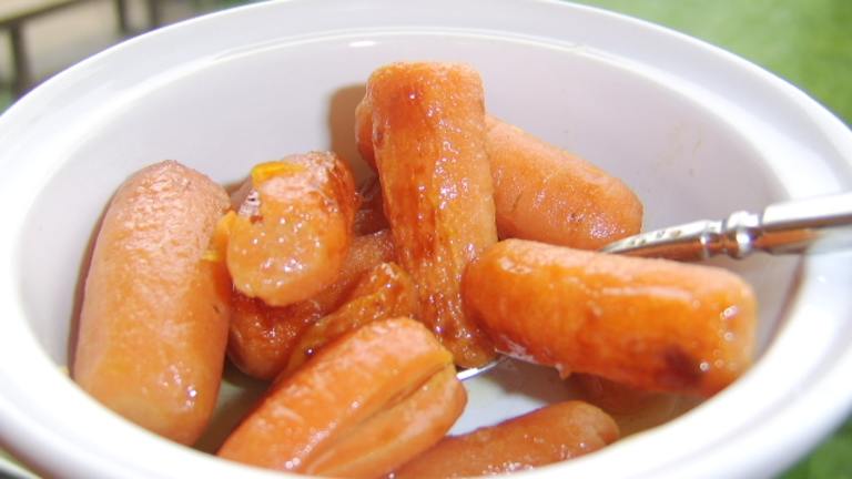 Glazed Baby Carrots With Thyme Created by LifeIsGood