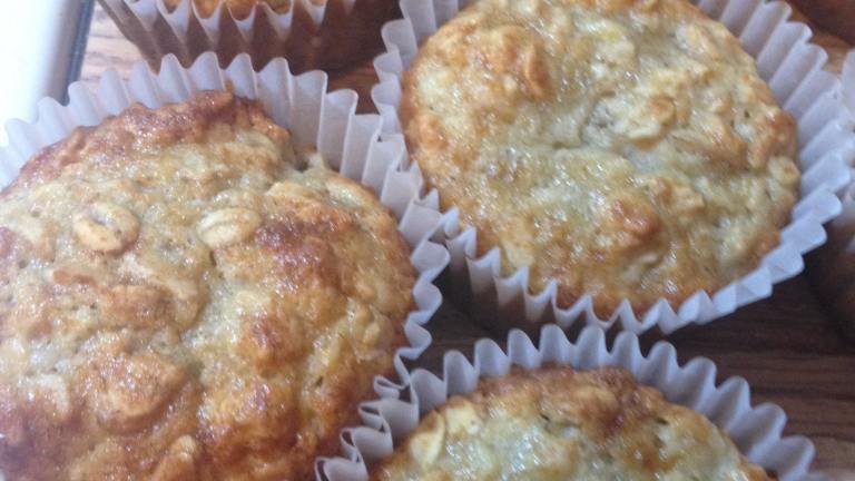 Banana Apple and Oatmeal Muffins created by jaunna