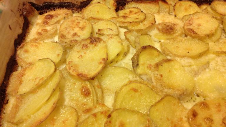 Mad Apples Scalloped Potatoes Created by AZPARZYCH