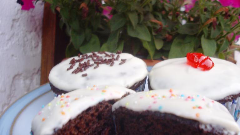 Rolo Cupcakes Created by Karen Elizabeth