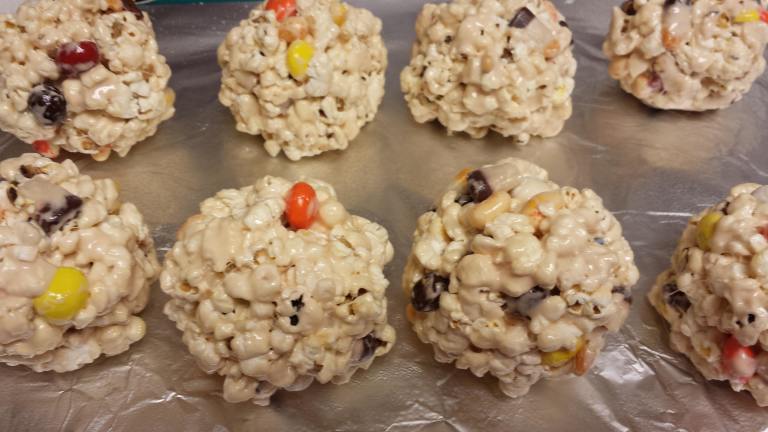 Lazy Goblin Popcorn Balls created by L.A.s Kitchen