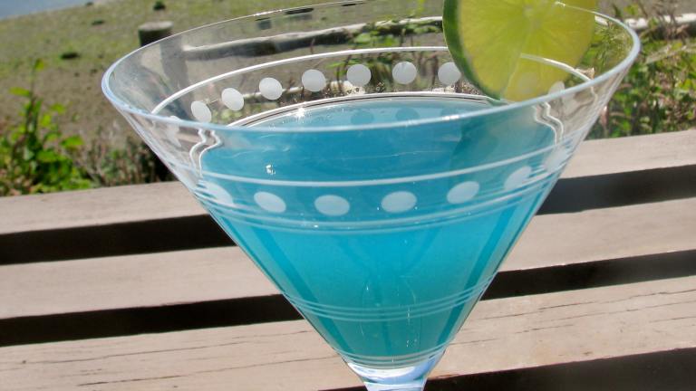Toopua Blue Lagoon Cocktail Created by lazyme