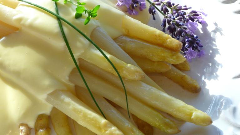 Spargel - White Asparagus With Easy Hollandaise Sauce created by BecR2400