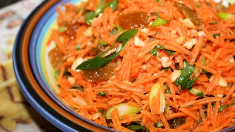 Carrot and Golden Raisin (Sultana) Salad created by Jubes
