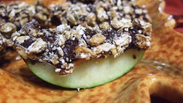 Chocolate-Granola Apple Wedges Created by HokiesMom