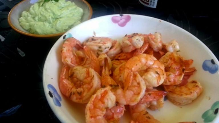 Grilled Cilantro-Lime Shrimp With Spicy Hass Avocado Puree Created by momaphet