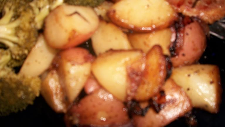 Olive Garden Roasted Potatoes With Red Onions and Rosemary created by ElizabethKnicely