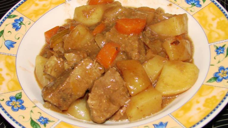 Classic Crock Pot Beef Stew Created by Boomette