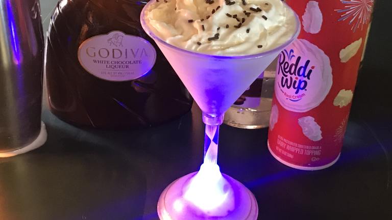 Birthday Cake Martini created by Linajjac