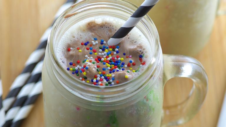 Hungry Girl's Cake Batter Shake created by May I Have That Rec