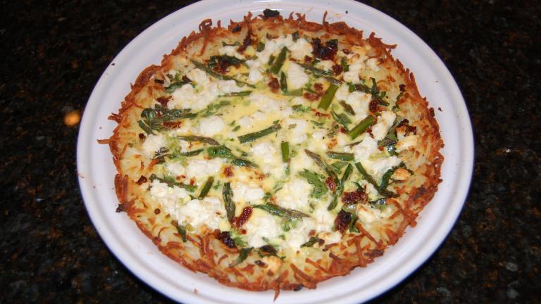 Spring Hash Brown Quiche With Asparagus and Goat Cheese created by mommychommy