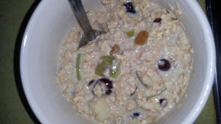 Copycat Mcdonald’s Maple Brown Sugar & Fruit Oatmeal created by CookingWithBabsy