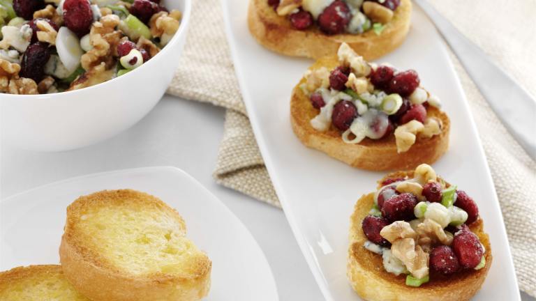 Walnut Cranberry Crostini Created by Fisher Nuts