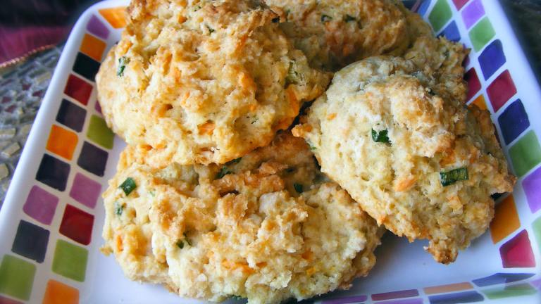Scallion & Cheddar Drop Biscuits - Vegan Created by Kozmic Blues