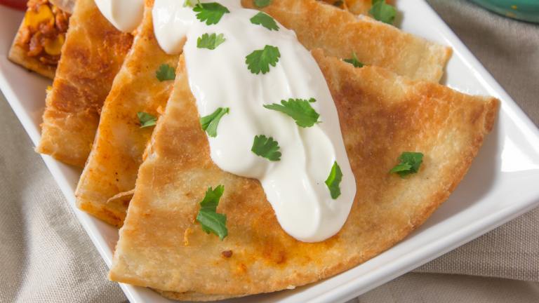 Crockpot Chicken Quesadillas created by anniesnomsblog