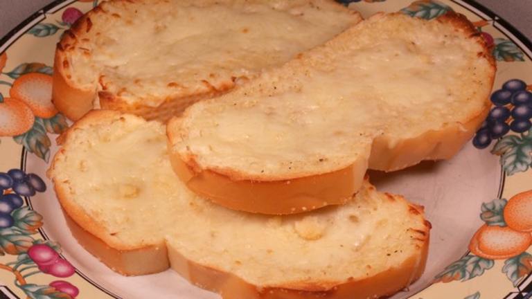 Easy Cheesy Garlic Toast created by Lavender Lynn