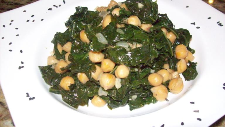 Indian-Spiced Kale & Chickpeas Created by Jostlori