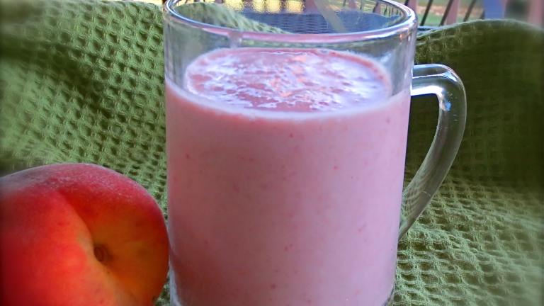 Strawberry Peach Smoothie Created by PaulaG