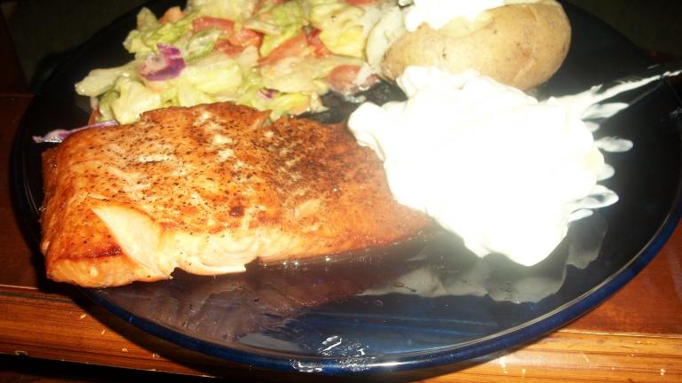Grilled Salmon With Cucumber-Yogurt Salad Recipe - Food.com