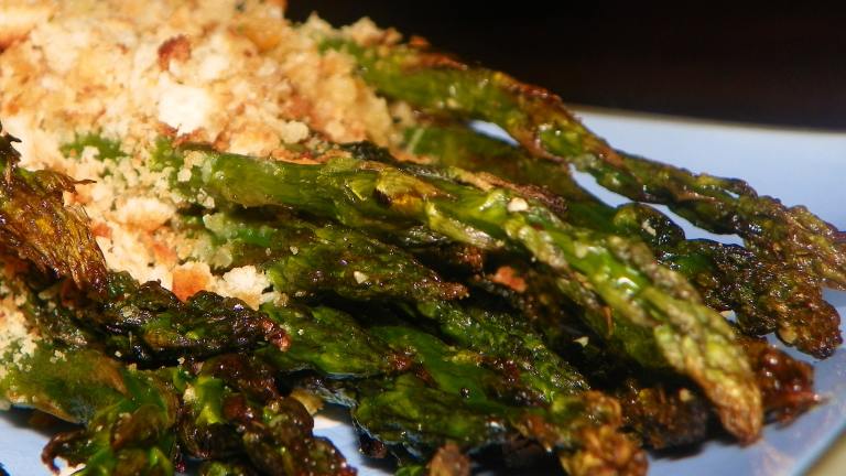 Roasted Asparagus With Crunchy Parmesan Topping Created by Baby Kato