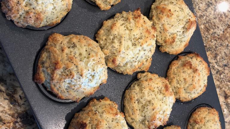 Lemon-Poppy Seed Muffins(Cook's Country) Created by Gidget265
