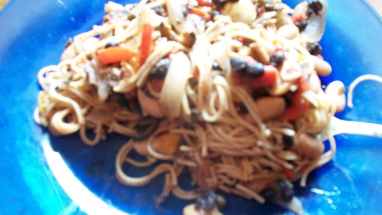 Black Bean Spaghetti created by ElizabethKnicely