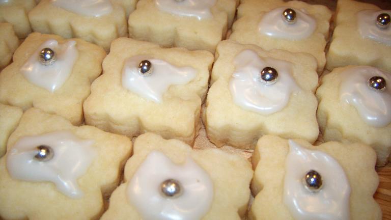 Mini Shortbread Cookies Created by Elly in Canada